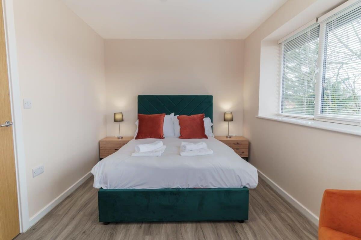 Fantastic 1 Bed Flat Manchester - Sleeps 3 Экстерьер фото